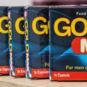 Gold Max Verpackungen für den Artikel.